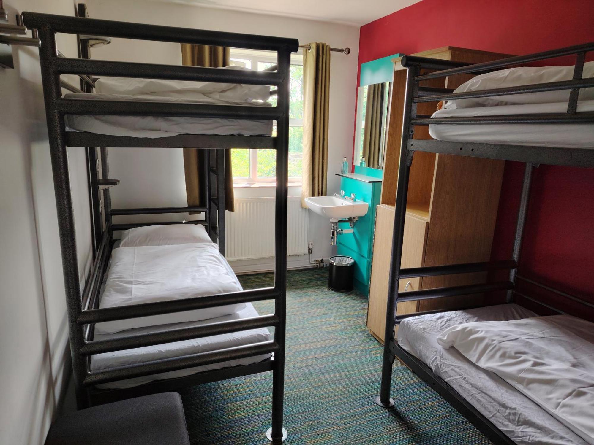 Yha Malham Hostel Ngoại thất bức ảnh