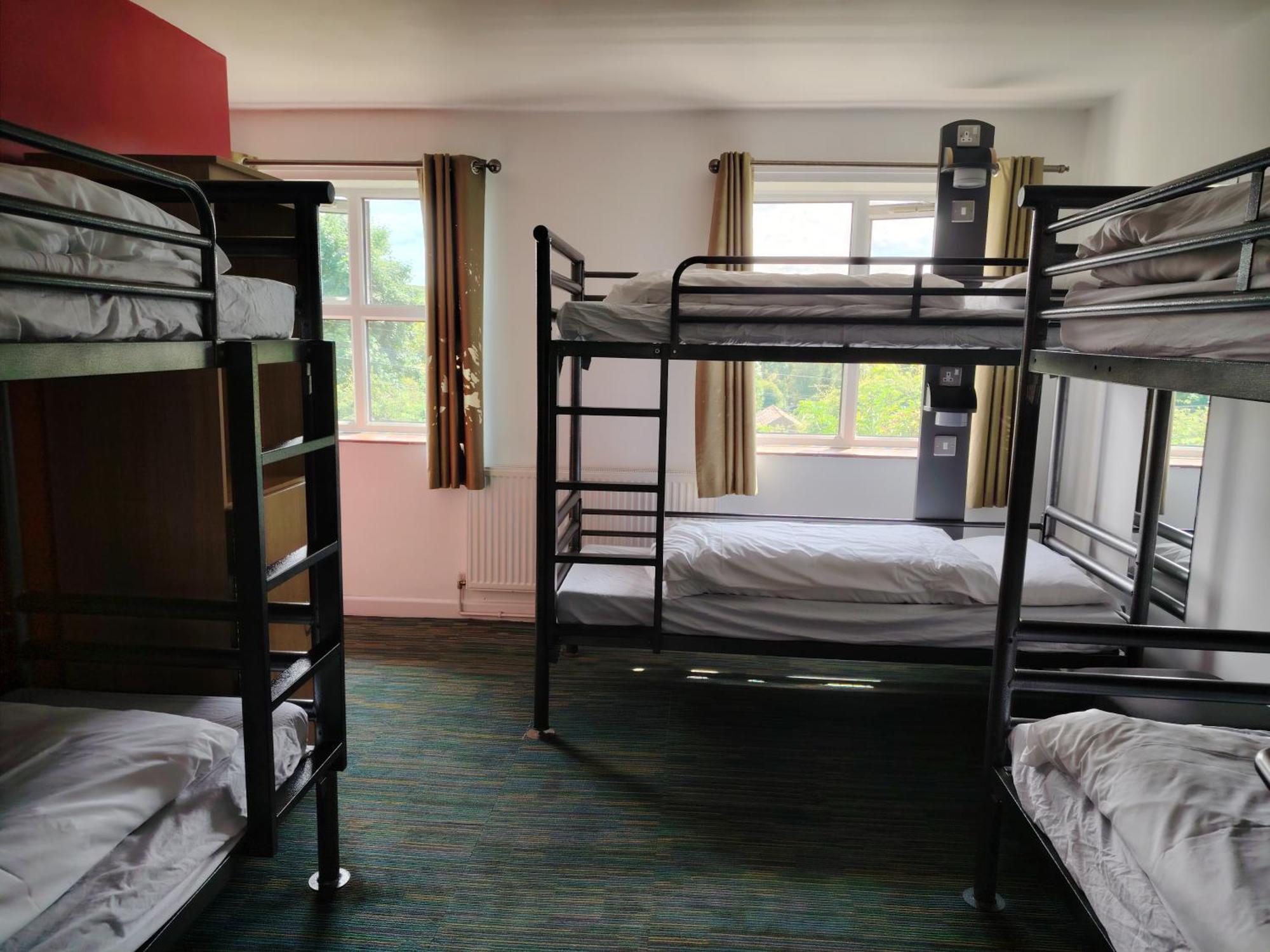 Yha Malham Hostel Ngoại thất bức ảnh