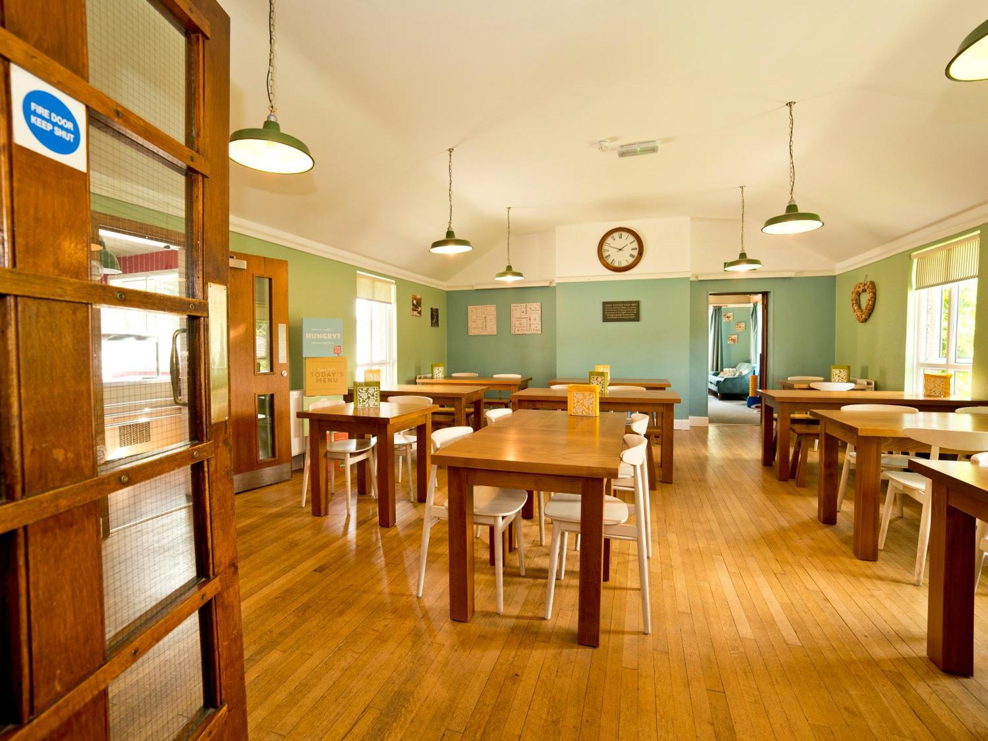 Yha Malham Hostel Ngoại thất bức ảnh