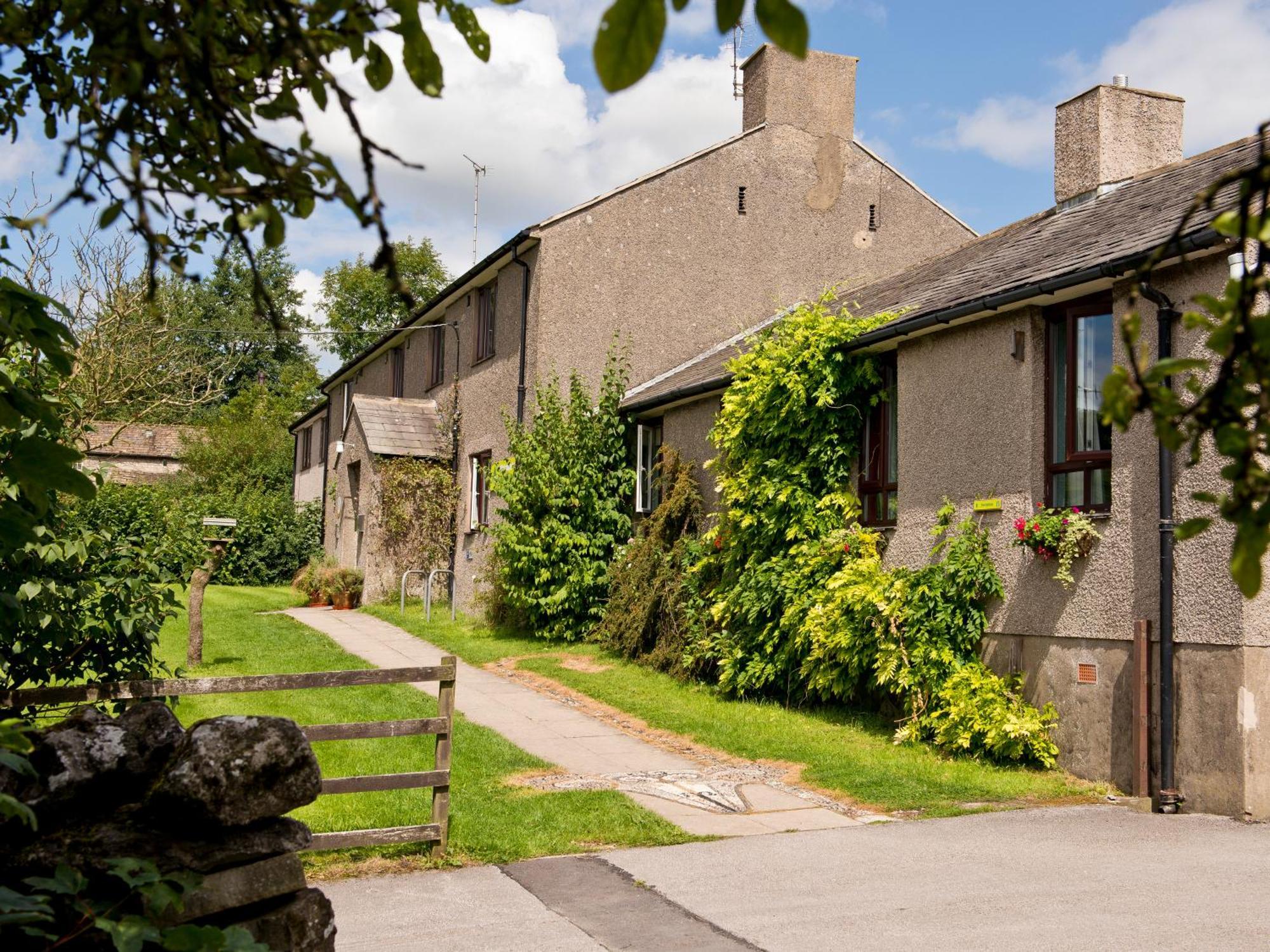 Yha Malham Hostel Ngoại thất bức ảnh