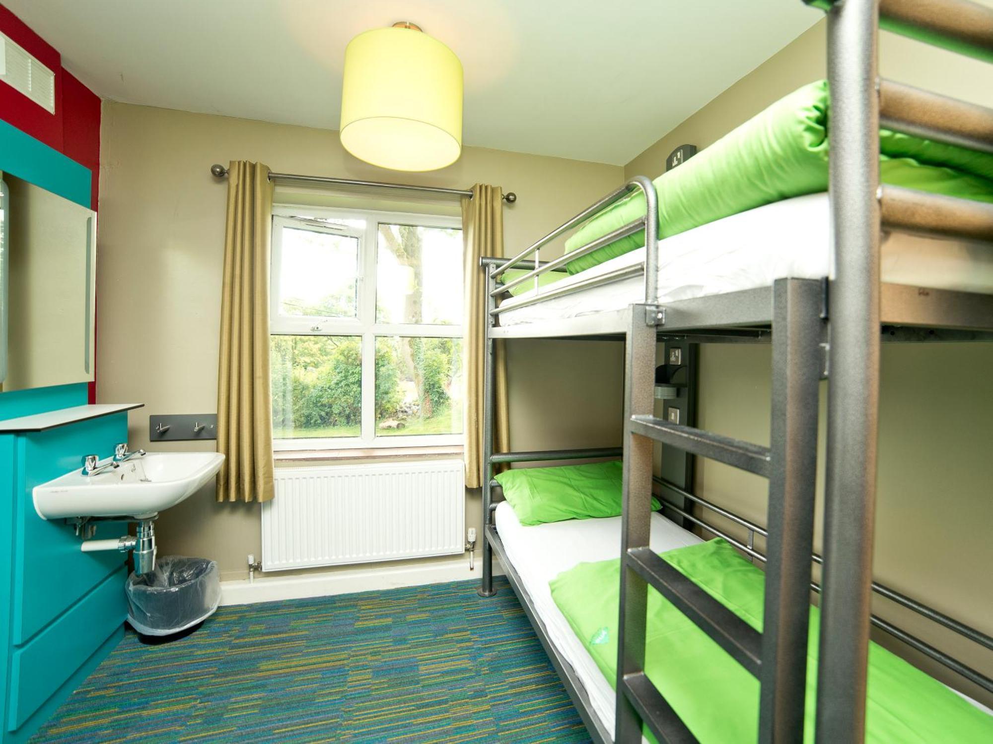 Yha Malham Hostel Ngoại thất bức ảnh